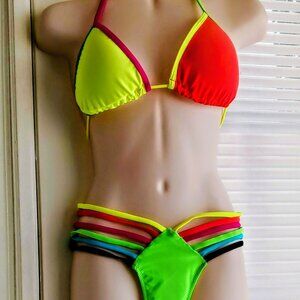 BIKINI SWIMSUIT  (MED).